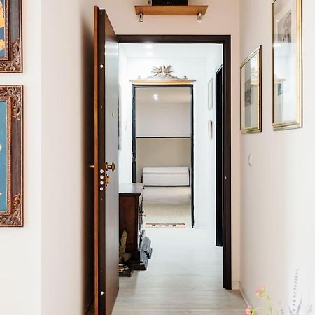 ℒovely & ℰlegant Studio Next To Duomo/Missori Milan Exterior photo