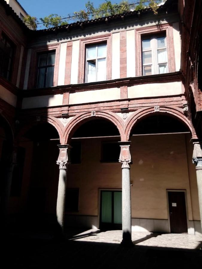 ℒovely & ℰlegant Studio Next To Duomo/Missori Milan Exterior photo