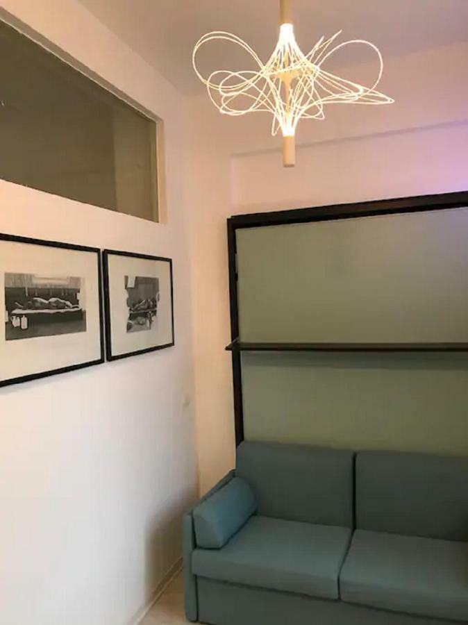 ℒovely & ℰlegant Studio Next To Duomo/Missori Milan Exterior photo