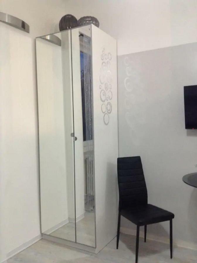 ℒovely & ℰlegant Studio Next To Duomo/Missori Milan Exterior photo