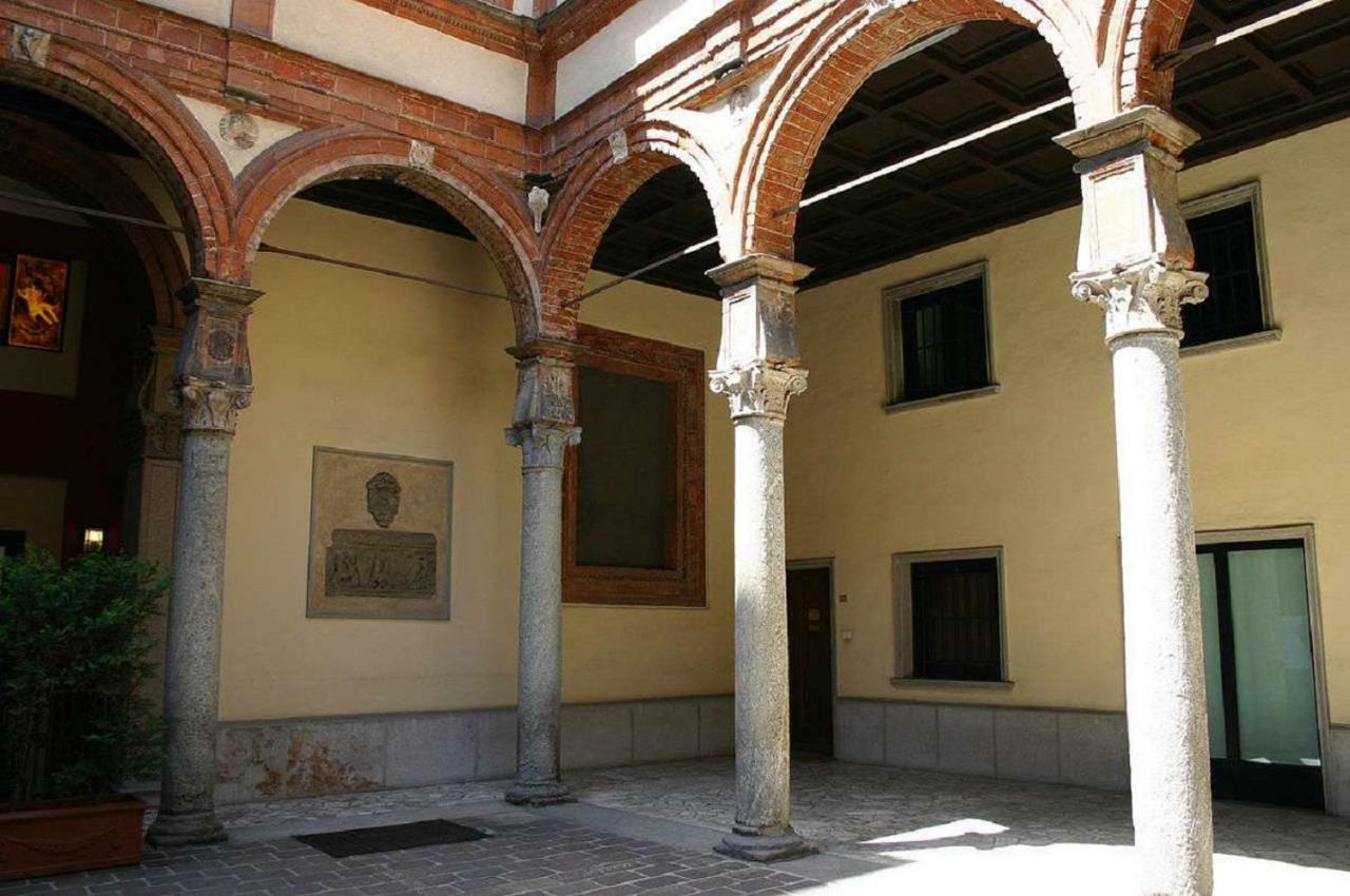 ℒovely & ℰlegant Studio Next To Duomo/Missori Milan Exterior photo